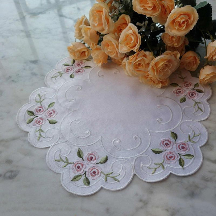 Satin Flower Embroidered Circular Dining Mat