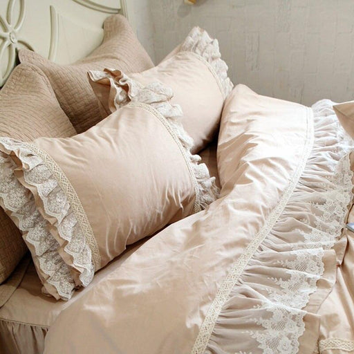 Luxurious European Elegance: Set of 2 Embroidered Lace Pillow Shams