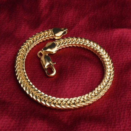 Sophisticated 18k Gold Snake Chain Bracelet - Dazzling Glossy Finish for Any Occasion