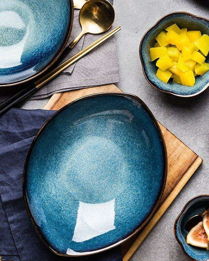 Sophisticated Ice Crack Porcelain Dining Set for Exquisite Entertaining