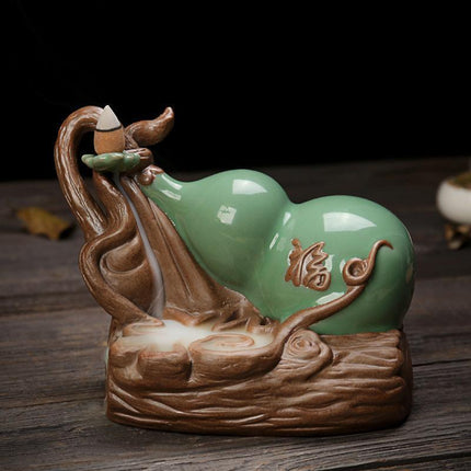 Tranquil Gourd-Shaped Backflow Incense Burner for Harmonious Living