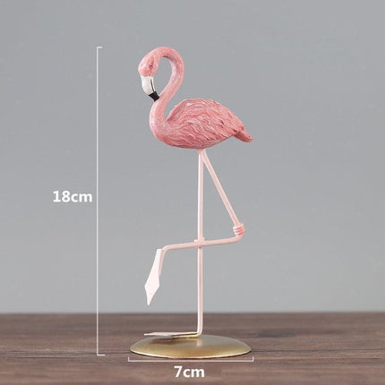 Chic Flamingo Resin Sculpture - Trendy Home Accent & Unique Gift Option