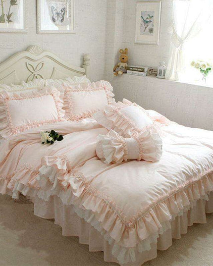 Fairy Tale Dreamscape Lace Bedding Set - Elegant Embroidered Linens for Little Princesses