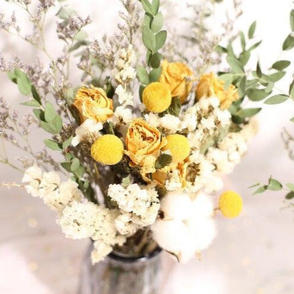 Dried Floral Elegance: Nature's Charm Arrangement Set for Home Decor and Photography