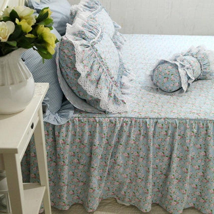 Elegant Lace-Trimmed Plaid Cotton Bed Linen Set
