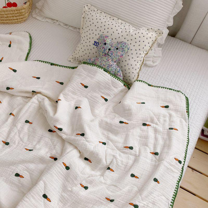 Sumptuous 100% Cotton Summer Quilt: Luxurious Comfort & Elegance for All Generations