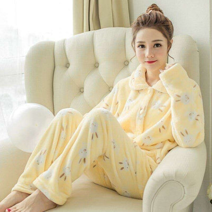 Playful Cartoon Flannel PJs for Women – Ideal for Cozy Winter Nights
