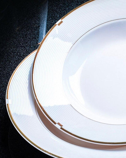 Elegant Oriental Porcelain 60-Piece Dining Set for Luxurious Table Settings