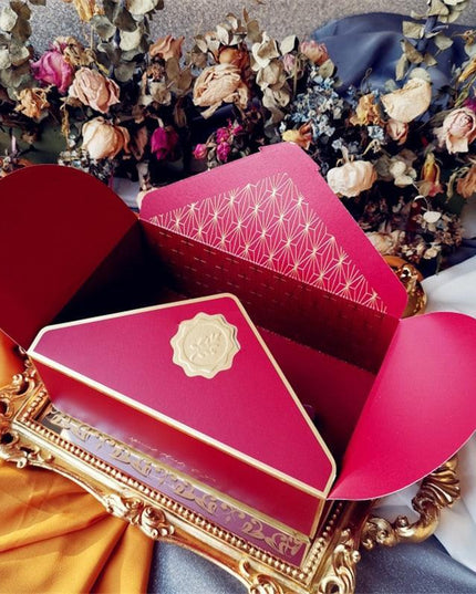 Chic Customizable Cake Box Set of 5 for Special Celebrations