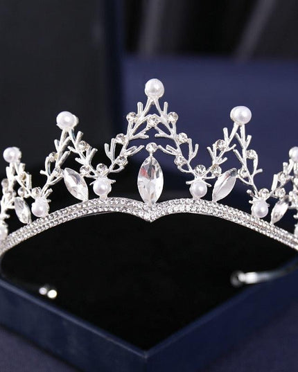 Elegant Silver Rhinestone Tiara - Glamorous Hair Accessory for Special Occasions