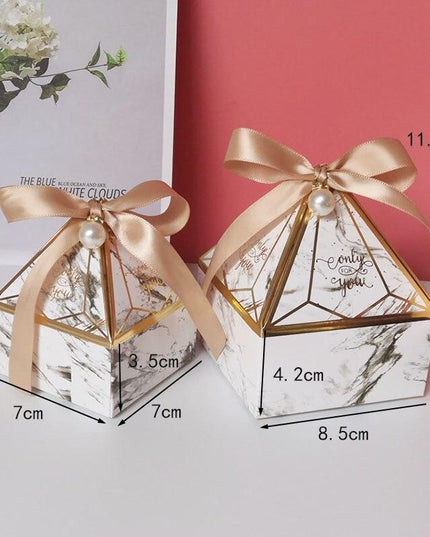 Chic Gemstone Gift Box Set with Decorative Ribbon and Pearl Accents - Ideal for Celebrations