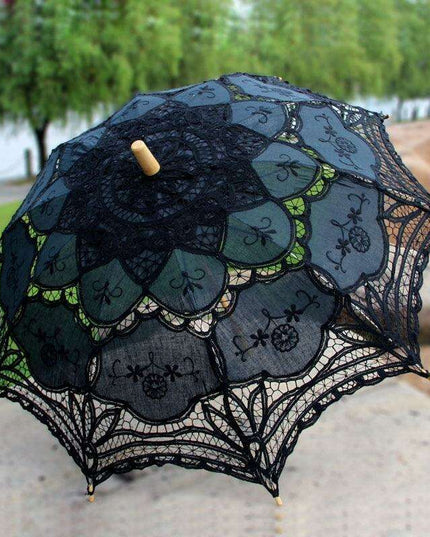 Chic Victorian Lace Sunshade: Timeless Elegance for Events and Photography