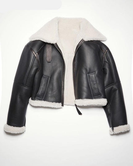 Sophisticated Color Block Jacket in Lambswool and Faux Leather: A Fusion of Elegance and Comfort