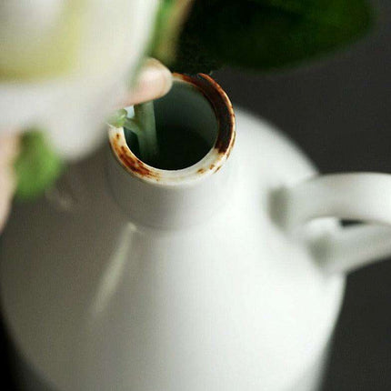 Handcrafted Modern Japanese Ceramic Vase - Unique Home Decor Accent - Très Elite