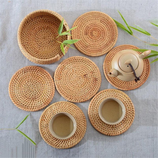 Handcrafted Rattan Coasters: Elegant Table Protectors for Stylish Living - Très Elite