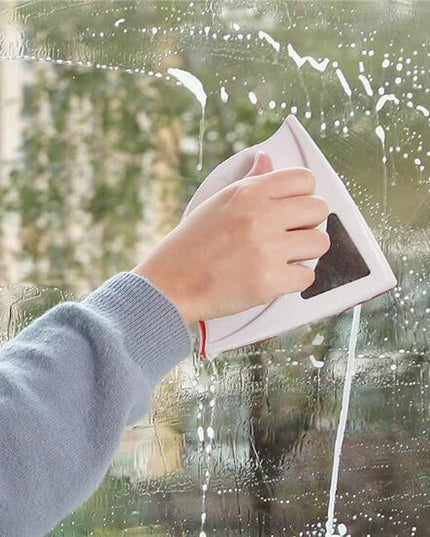 Magnetic Window Cleaning Tool with Safety Features: Achieve Crystal-Clear Double-Glazed Surfaces Effortlessly