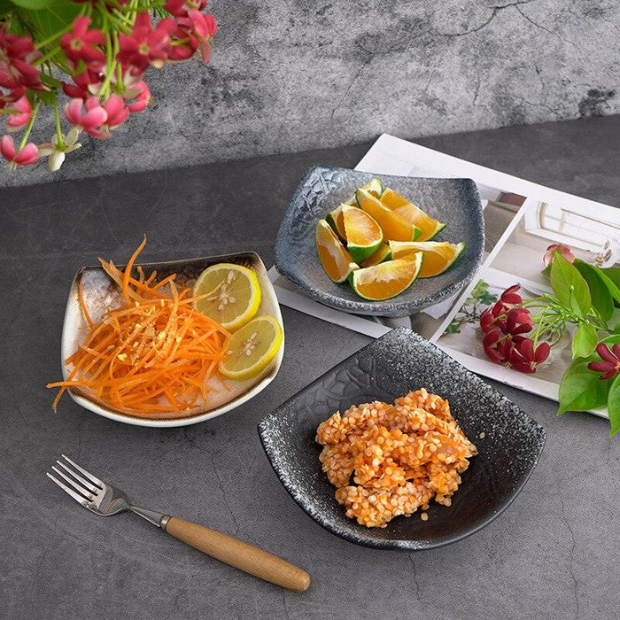 Japanese Artisanal Ceramic Dining Set - Elegant Tableware for Discerning Food Enthusiasts