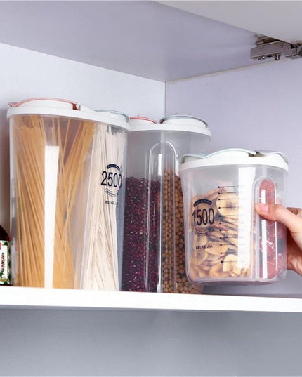 Revolutionary Rotating Cereal Dispenser for Effortless Kitchen Organization