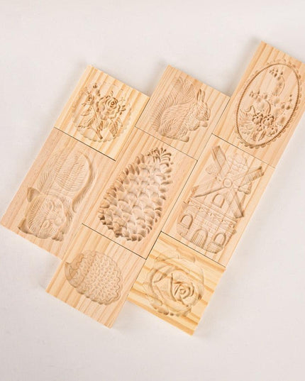 Retro Beech Wood Cookie Mold with 3D Embossed Designs - Elevate Your Baking Artistry!