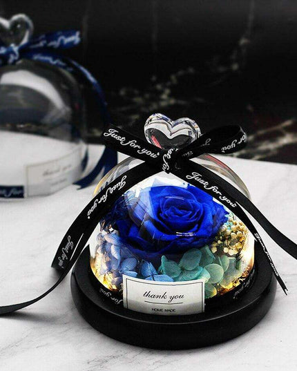 Timeless Elegance: Illuminated Red Roses in Glass Dome