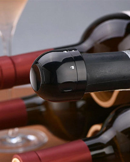 Wine Freshness Preserver: Elegant Cork Stopper for Champagne Bottles