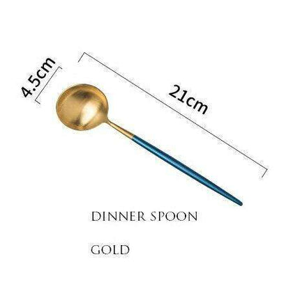 Sophisticated Ice Crack Porcelain Dining Set for Exquisite Entertaining