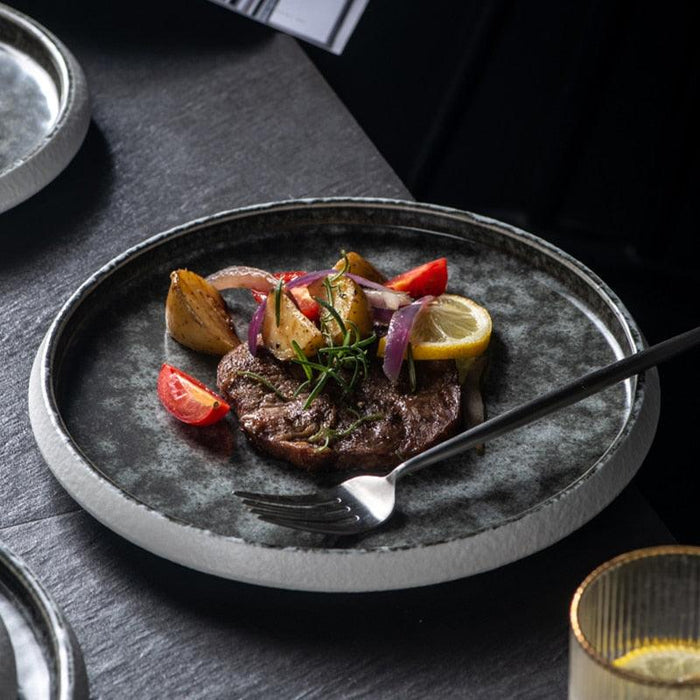 Japanese-Inspired Grey Ceramic Plate Set - Elegant Tableware with Ice Cracked Glaze