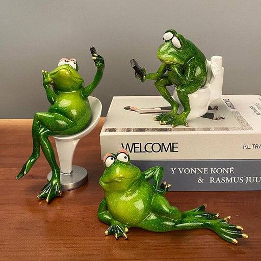 Charming Resin Frogs Home Decor Craft - Lovely Animal Figurines for Modern Room Accents