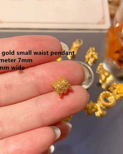 Glistening Floral Starburst 24K Gold Necklace - A Timeless Treasure