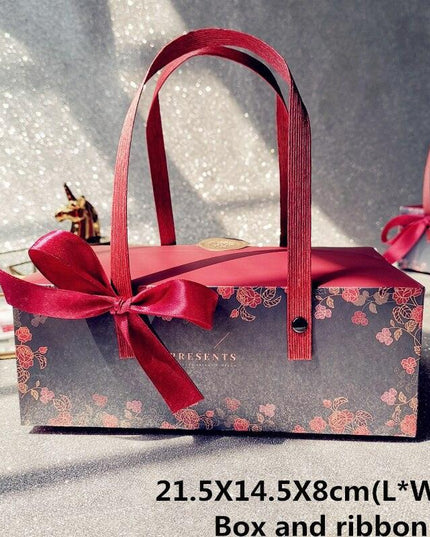 Chic Customizable Cake Box Set of 5 for Special Celebrations