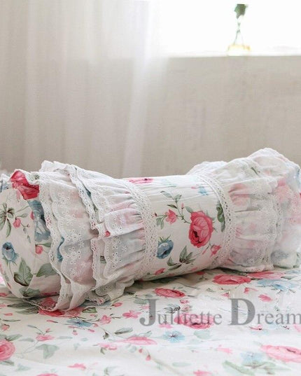 Embroidered Elegance White Lace Cushion - European-Inspired Luxurious Home Decor Accent