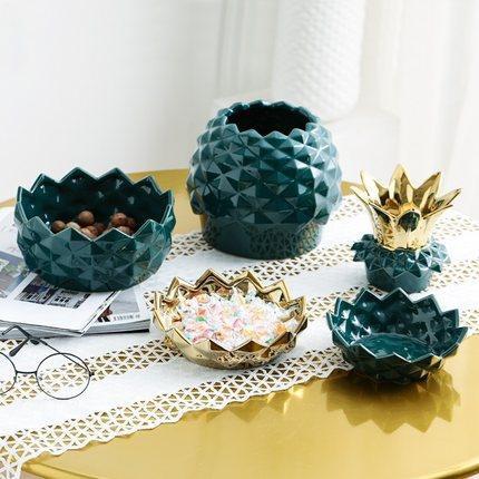 Luxurious Bone China Serving Tray - A Timeless Elegance for Dining and Decor