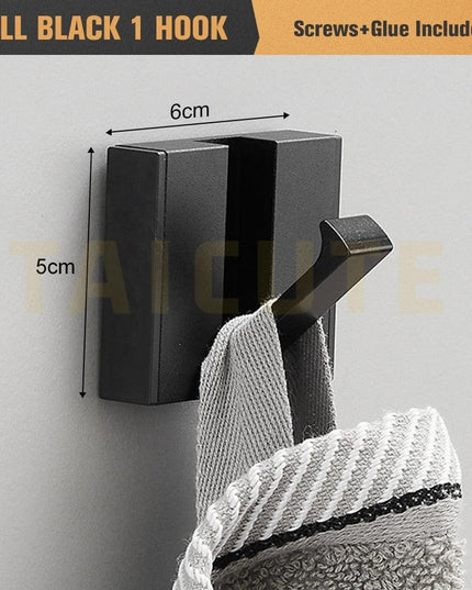 Elegant Modular Wall-Mounted Organizer with Versatile Installation Options