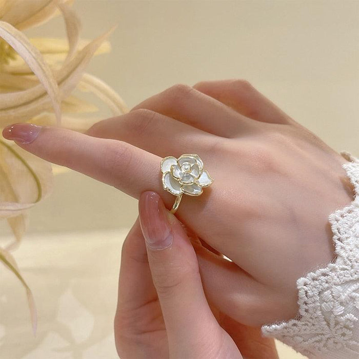 Korean-inspired White Camellia Flower Oil Drop Ring: Elegant Statement Jewelry for Women's Party Looks