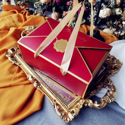 Chic Customizable Cake Box Set of 5 for Special Celebrations