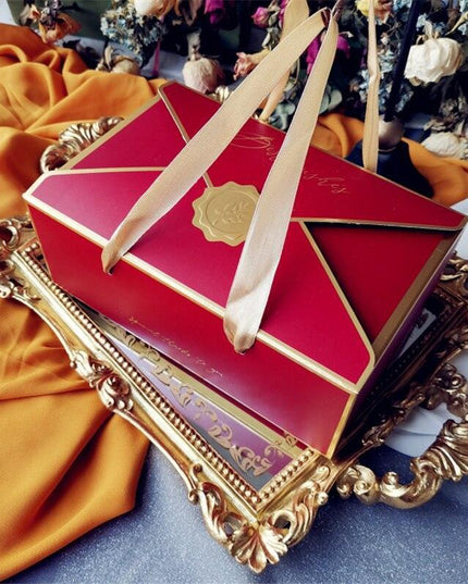 Chic Customizable Cake Box Set of 5 for Special Celebrations