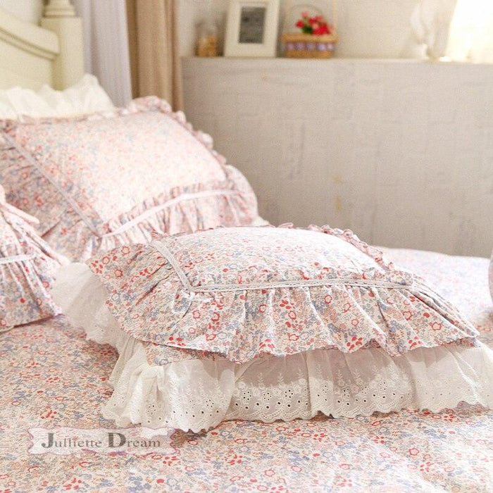 Luxurious Lace Embellished Pillow Sham for a Chic Home Retreat