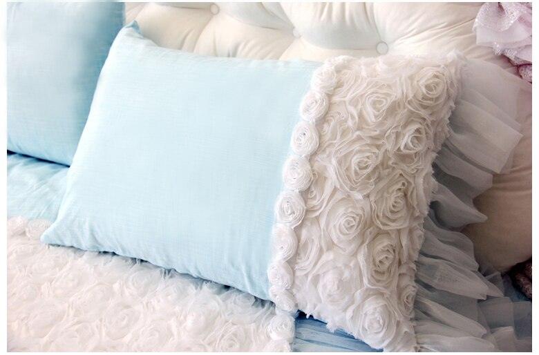 Elegant White Wedding Duvet Cover Sets with 3D Rose Pattern for a Luxurious Bedroom Retreat