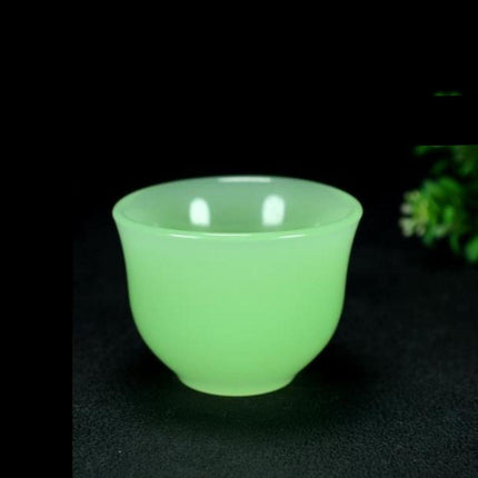 Jade Elegance Dining Set: Handcrafted Luxury for the Discerning Palate