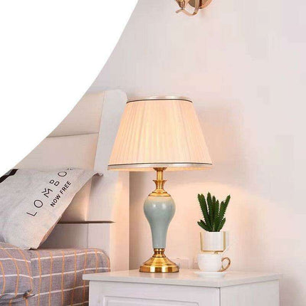 Modern Elegance Table Lamp with Soft Fabric Shade - Transform Your Living Space