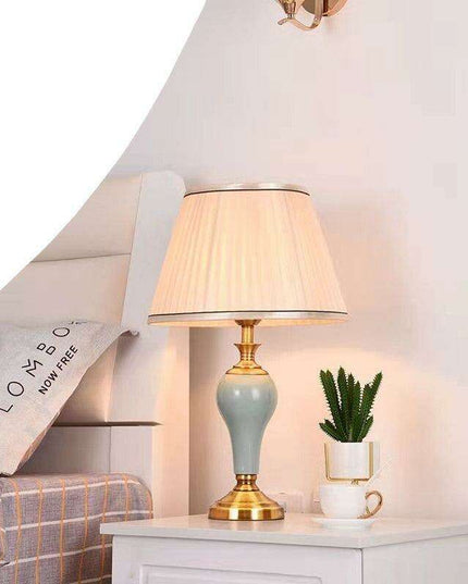 Modern Elegance Table Lamp with Soft Fabric Shade - Transform Your Living Space