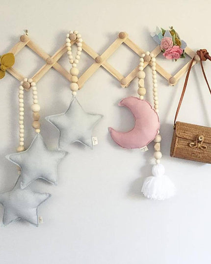 Stylish 360-Degree Rotating Lotus Wood Hangers for Kids with Anti-Slip Technology