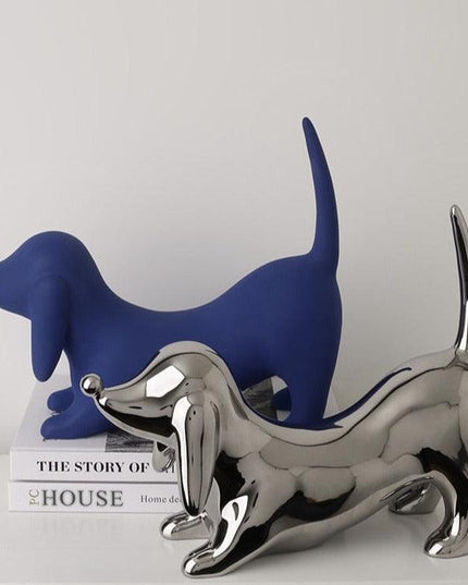 Sleek Doberman Pinscher Figurine - Chic Decorative Accent for Home Elegance