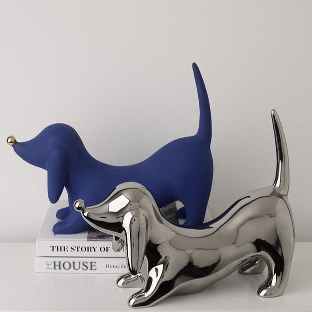 Sleek Doberman Pinscher Figurine - Chic Decorative Accent for Home Elegance