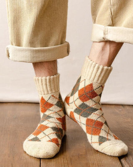 Cozy Wool Crew Sock Set: 5 Pairs for Ultimate Winter Comfort