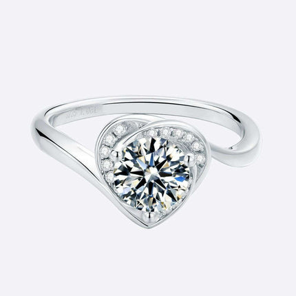Heartfelt Elegance: Sustainable Lab-Grown Diamond Ring with Sparkling Accents