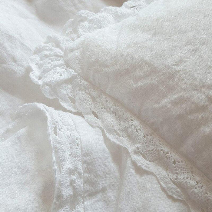 Elegant Lace Linen Pillowcase - Luxurious Ruffled French Linen Bedding with Eyelet Embroidery