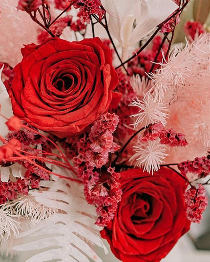 Enchanting Dried Flower Bouquet with Crystal Roses, Pampas Grass & Eucalyptus
