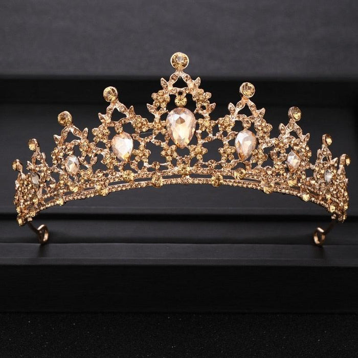 Regal Baroque Tiara - Elegant Headpiece for Memorable Events