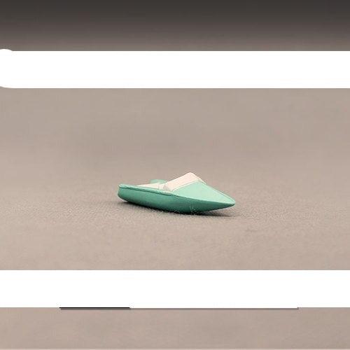 Nautical Charm: Exquisite Handcrafted Sailboat Sculpture